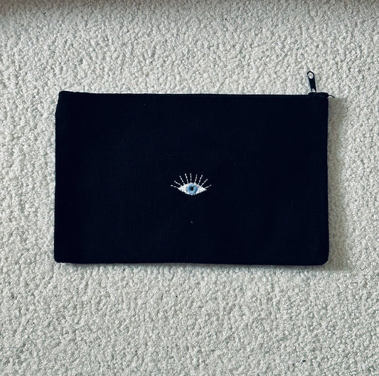 Eye Zipper Pouch