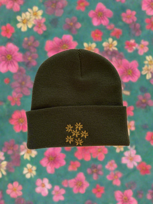 Flower embriodery beanie 🌸