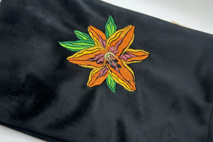 Embroidered Flower Pouch 🌼